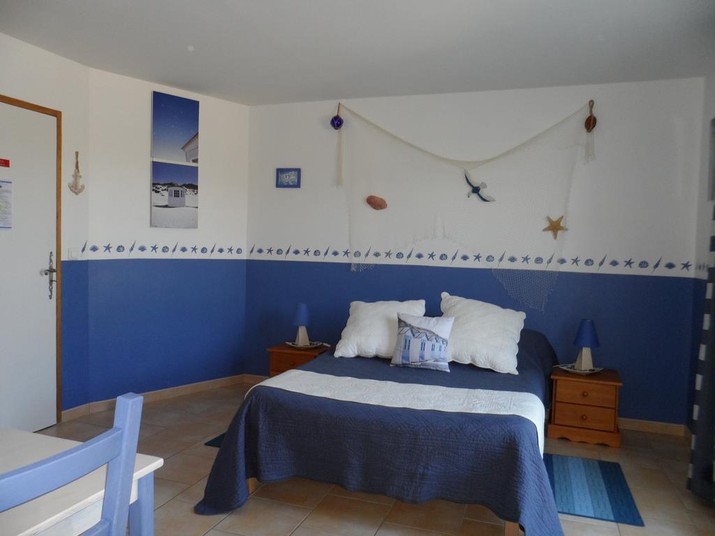 Le Jas Du Gabian Hotel Volonne Buitenkant foto