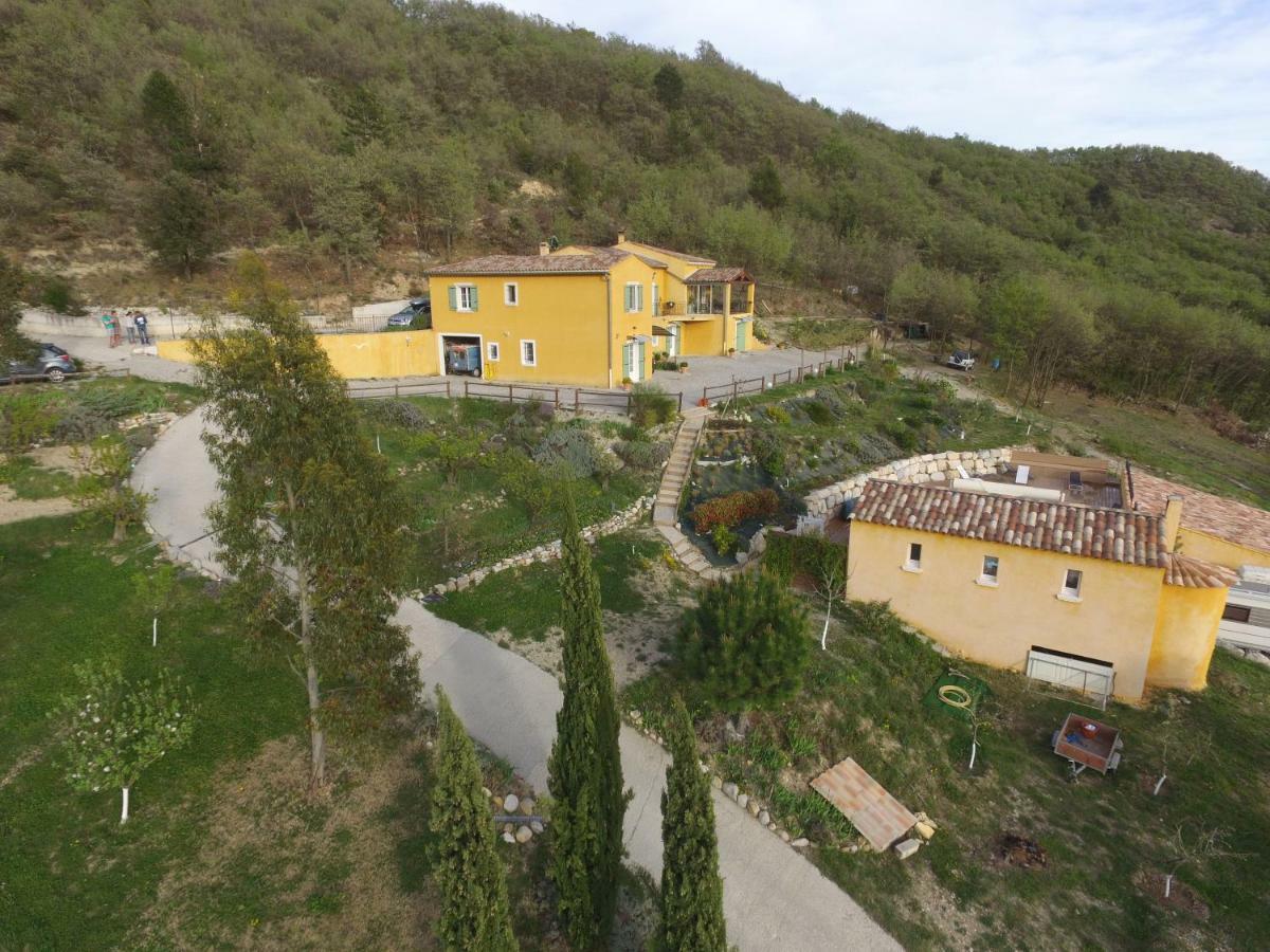 Le Jas Du Gabian Hotel Volonne Buitenkant foto