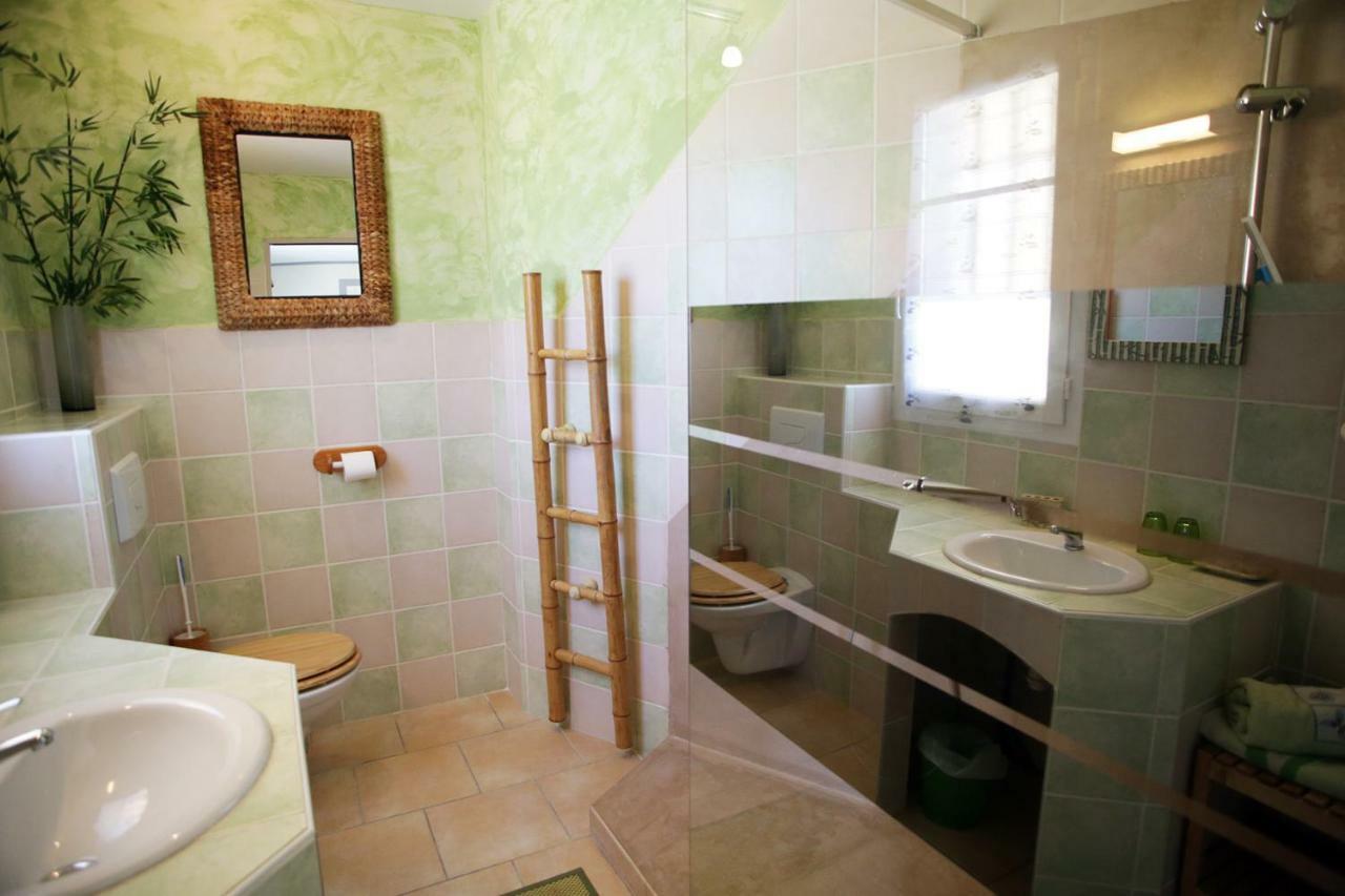 Le Jas Du Gabian Hotel Volonne Buitenkant foto